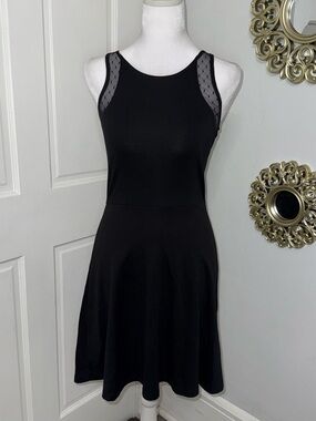 H&M Black Mini  Casual Dress With Mesh Shoulder Details Size XS.